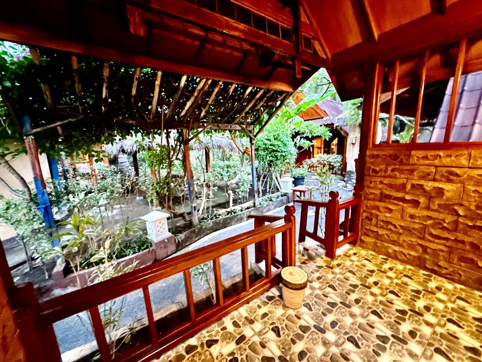 Sunny Rose Bungalows Gili Air - Adults Only Eksteriør billede