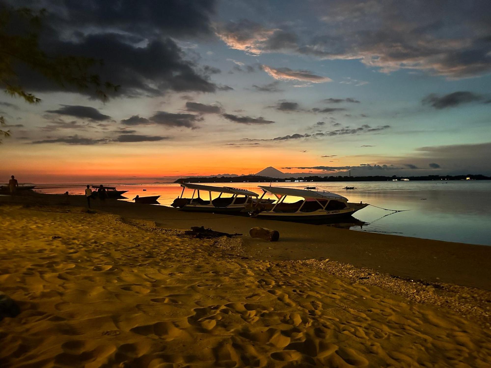 Sunny Rose Bungalows Gili Air - Adults Only Eksteriør billede